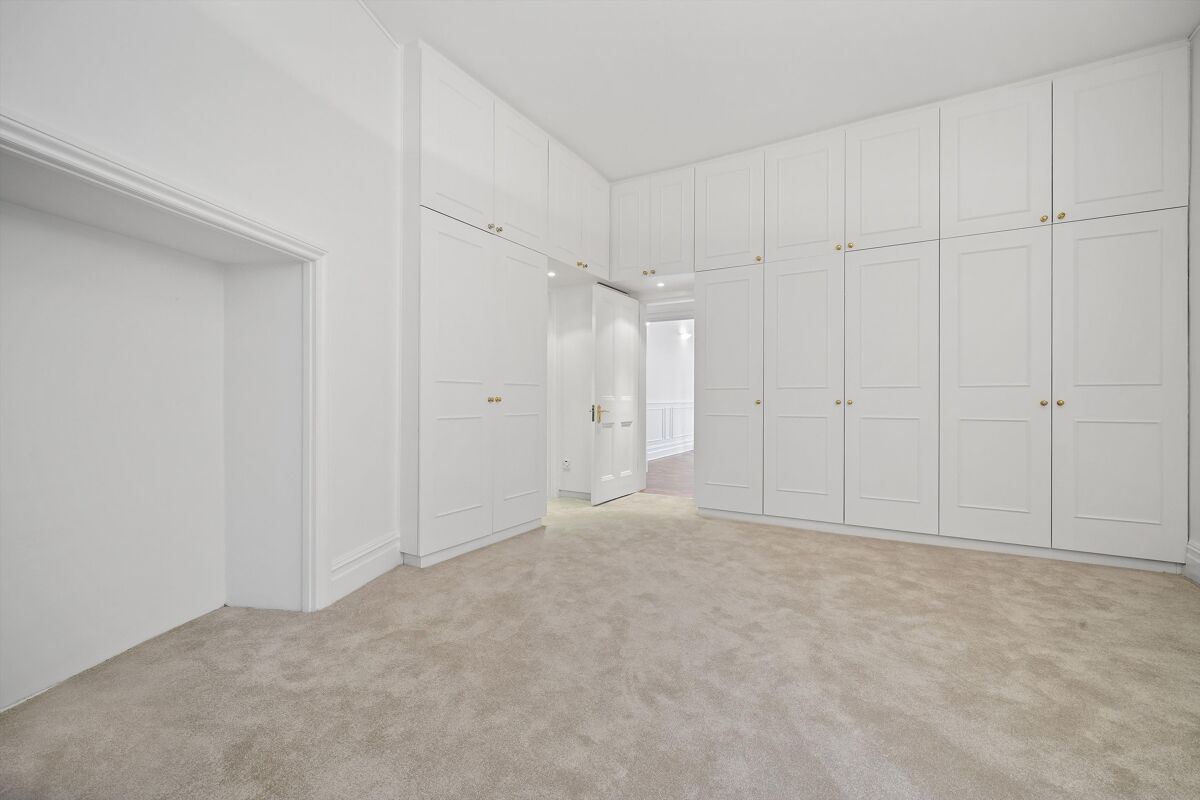 flat to rent in Campden Hill Court, Campden Hill Road, Campden Hill