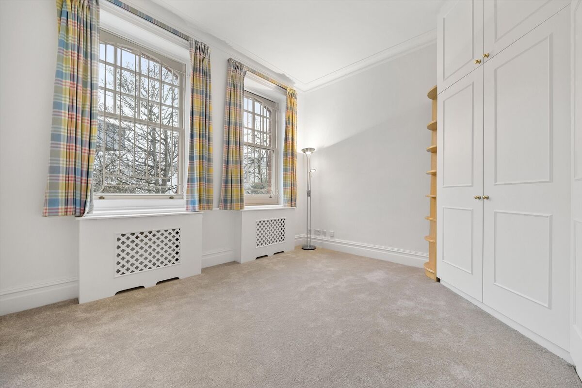 flat to rent in Campden Hill Court, Campden Hill Road, Campden Hill
