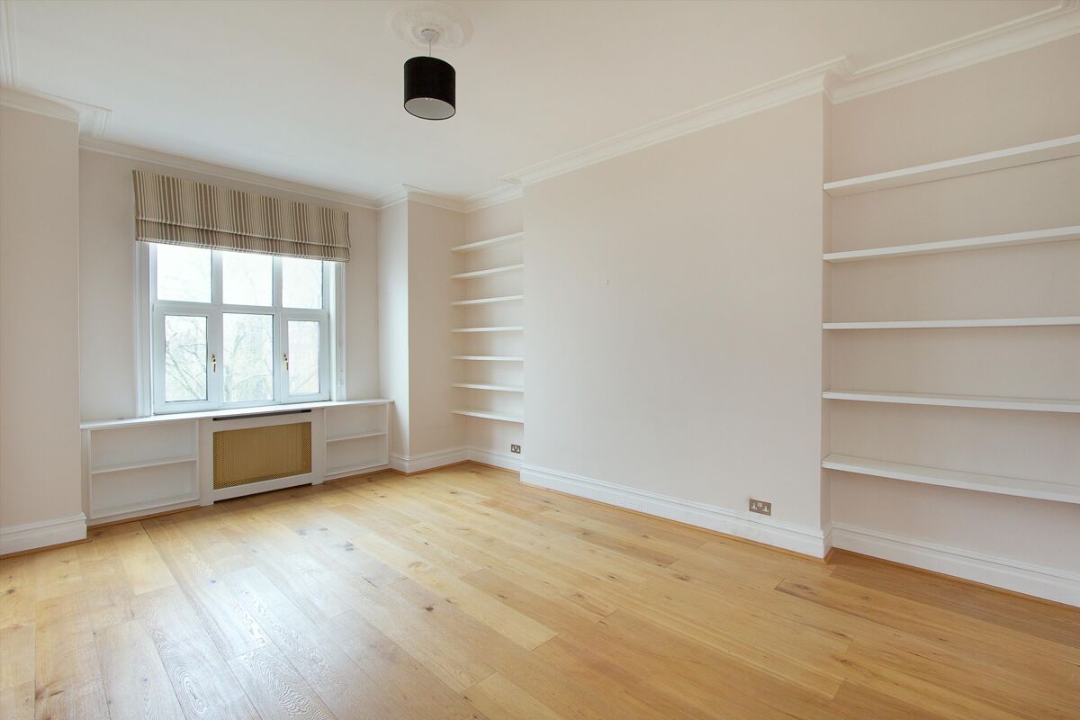 flat to rent in Campden Hill Court, Campden Hill Road, London, W8