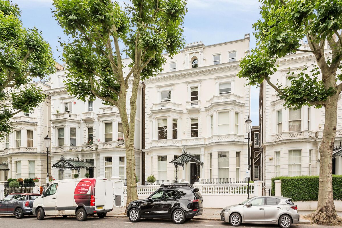 flat to rent in Holland Park, London, W11 KEQ012116540 Knight Frank