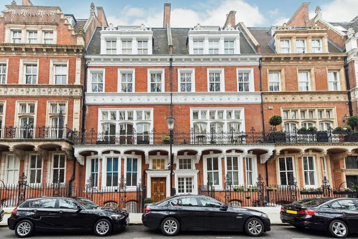 house to rent in Creston House, Kensington Court, Kensington, W8