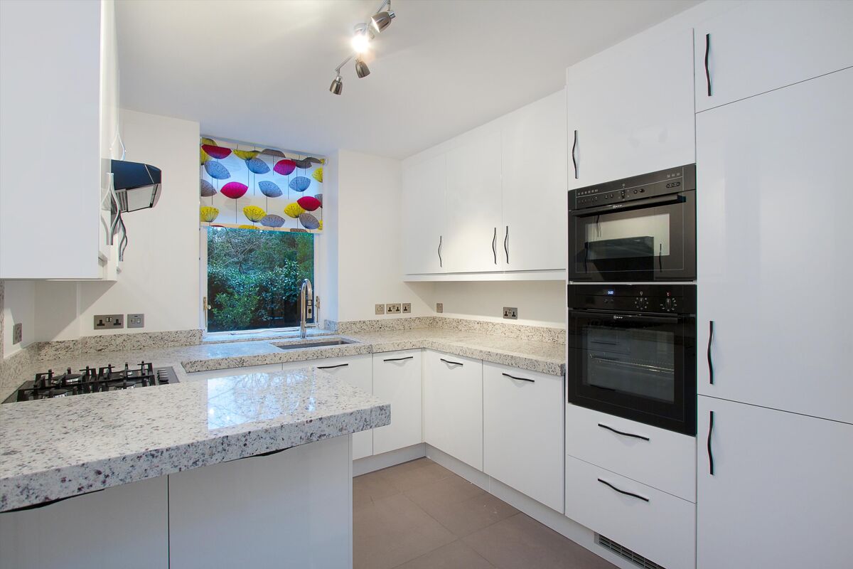 flat-to-rent-in-plane-tree-house-duchess-of-bedfords-walk-london-w8-keq012119500-knight-frank