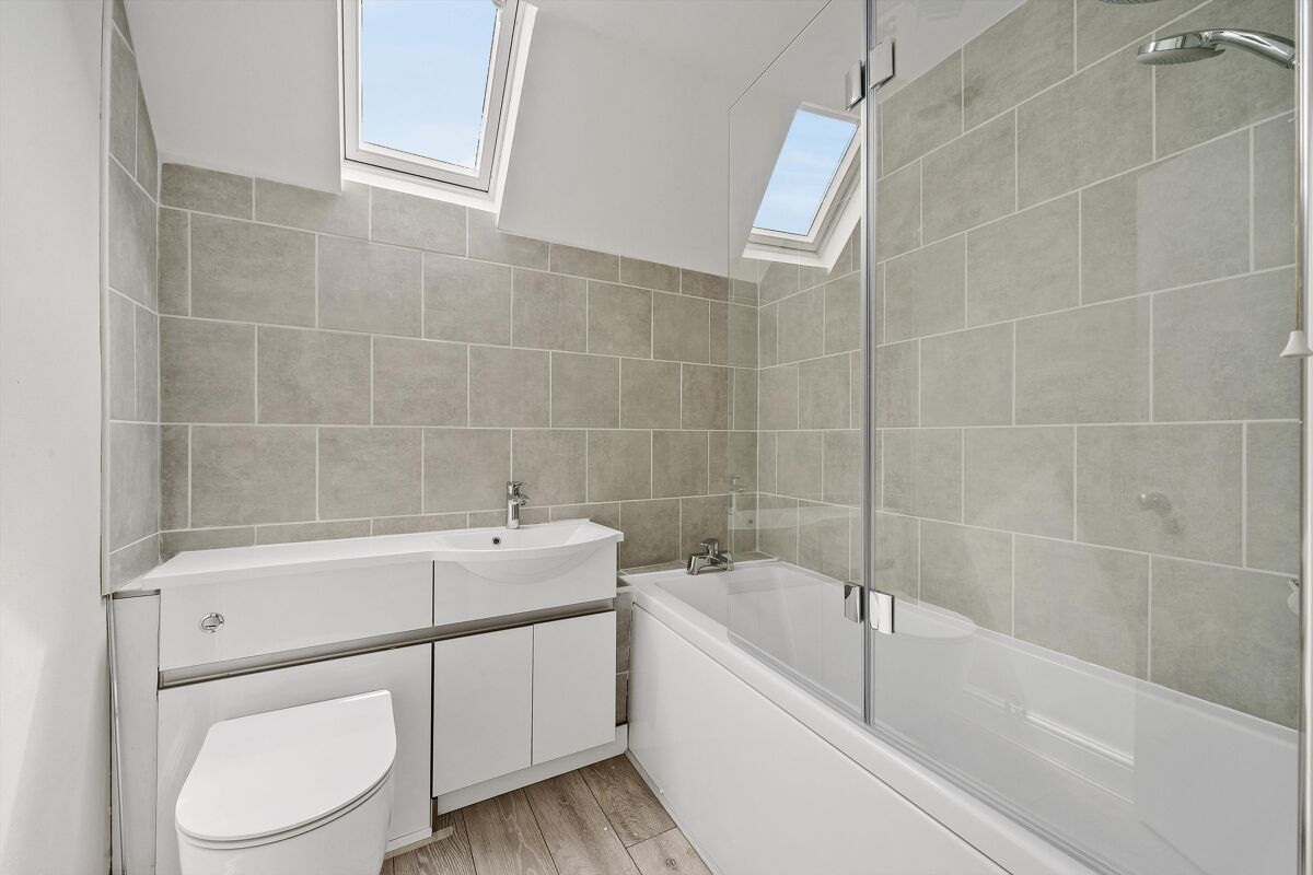 flat to rent in Kensington High Street, Kensington, London, W8