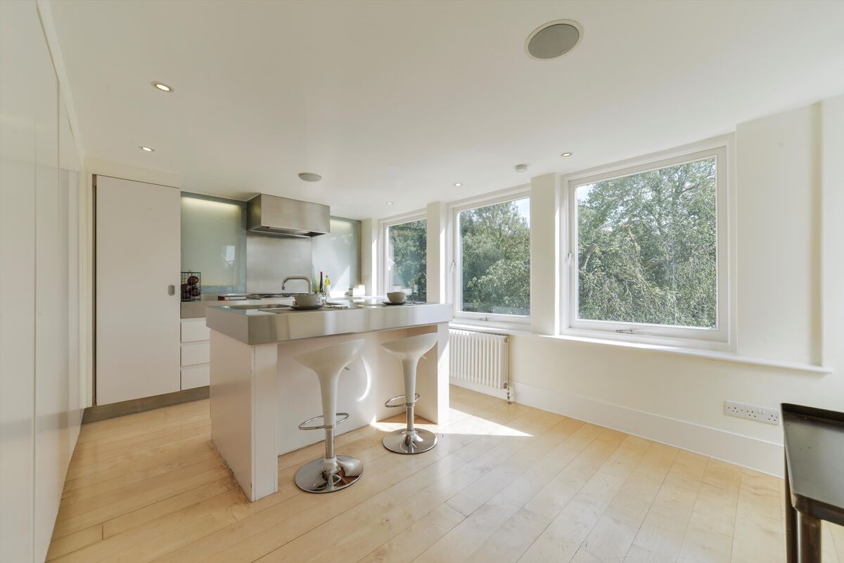 flat to rent in Holland Park, Holland Park, London, W11 KEQ012238145