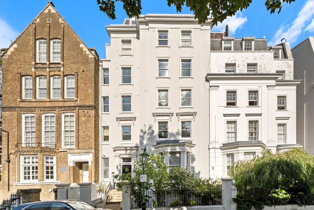 Image of Hyde Park Gate, Kensington, London, SW7