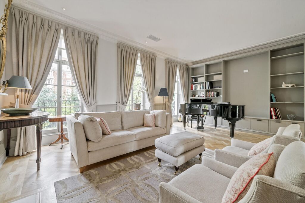 Image of Earls Terrace, Kensington, London, W8