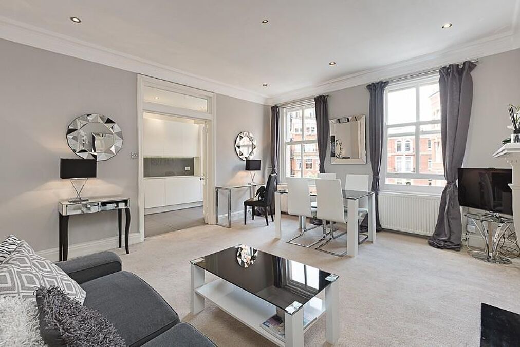 Image of Kensington Court, Kensington, London, W8