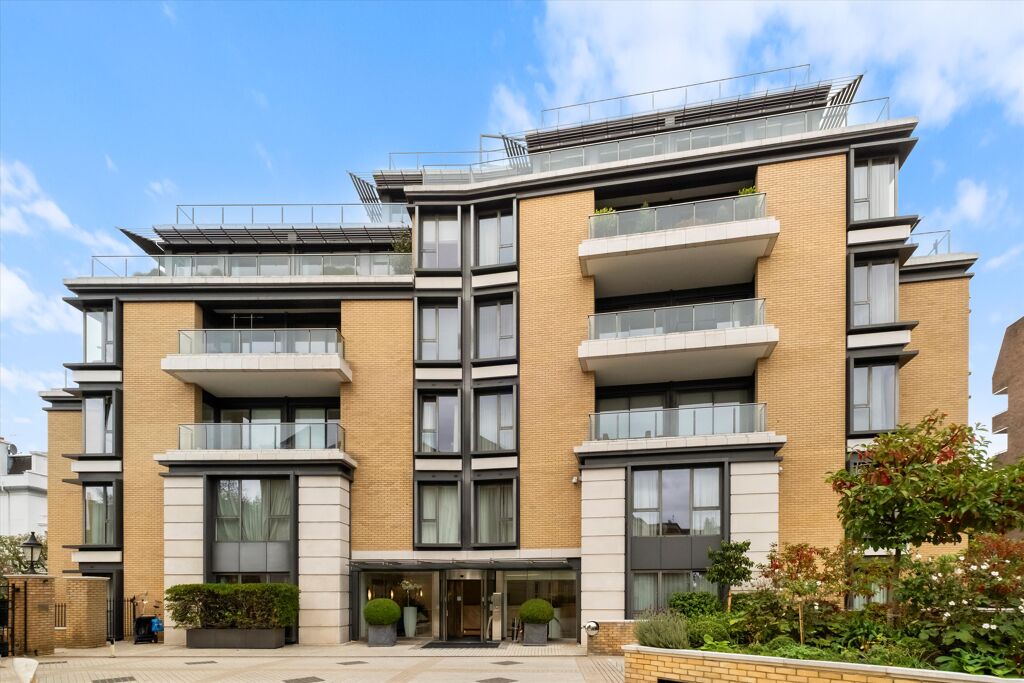 Image of Wycombe Square, London, W8