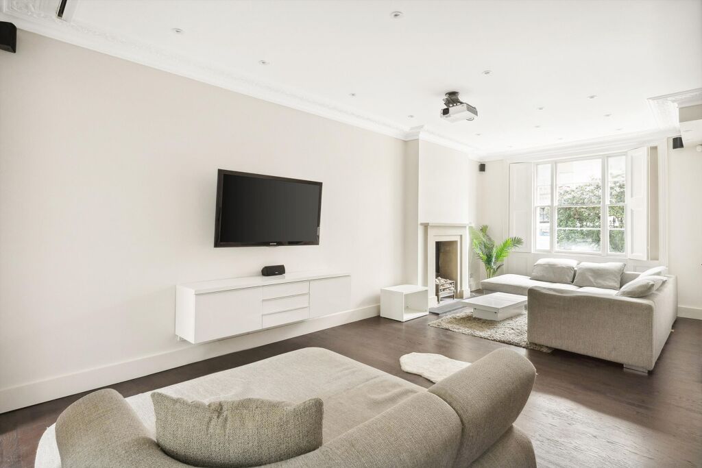 Image of Holland Street, Kensington, London, W8