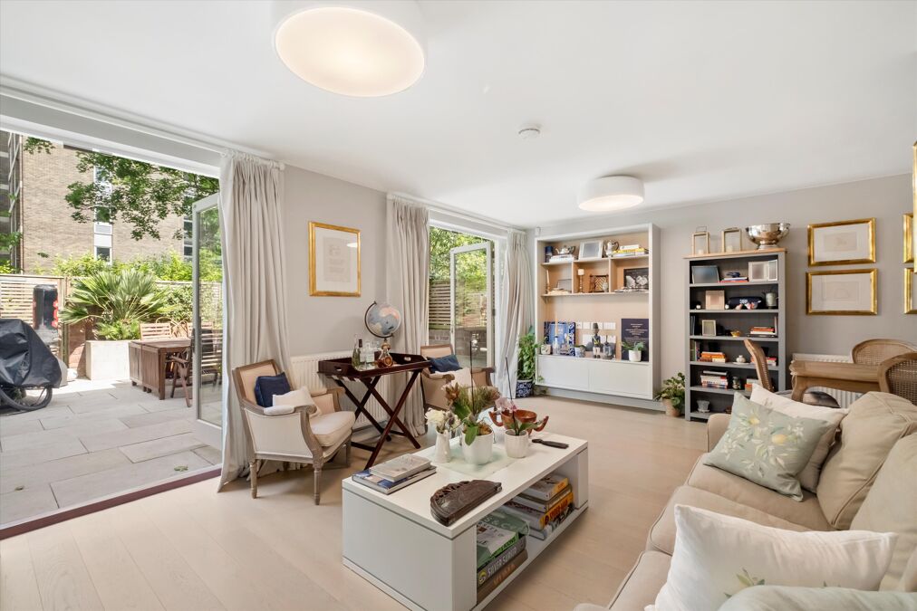 Image of Melbury Road, Holland Park, London, W14