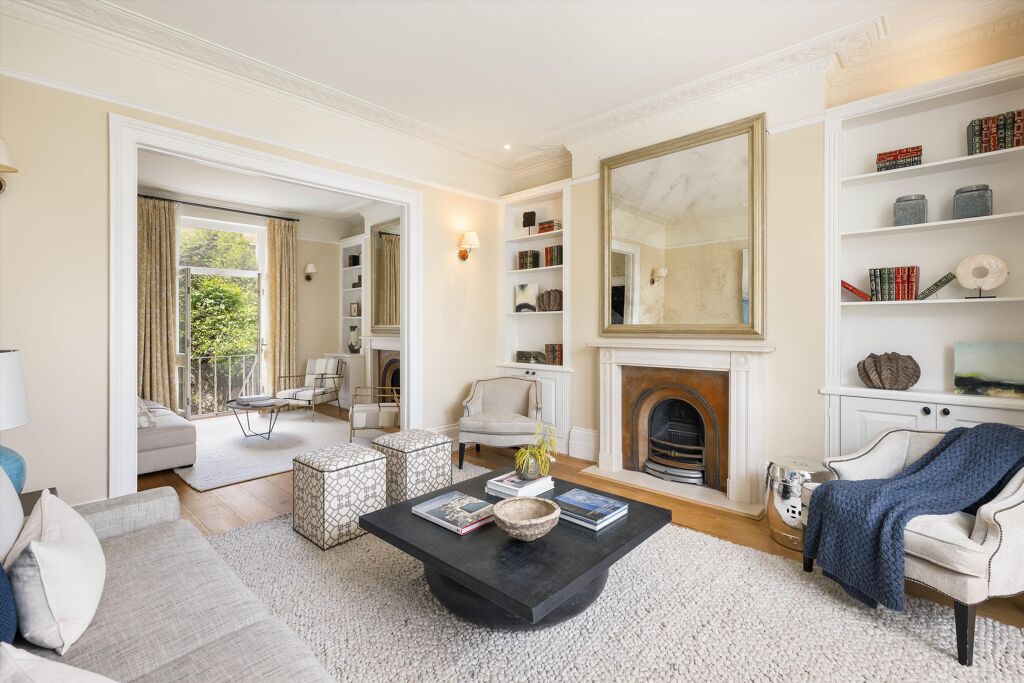 Image of Pitt Street, Kensington, London W8