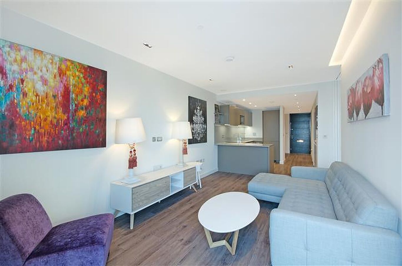 Image of Satin House, 15 Piazza Walk, London E1