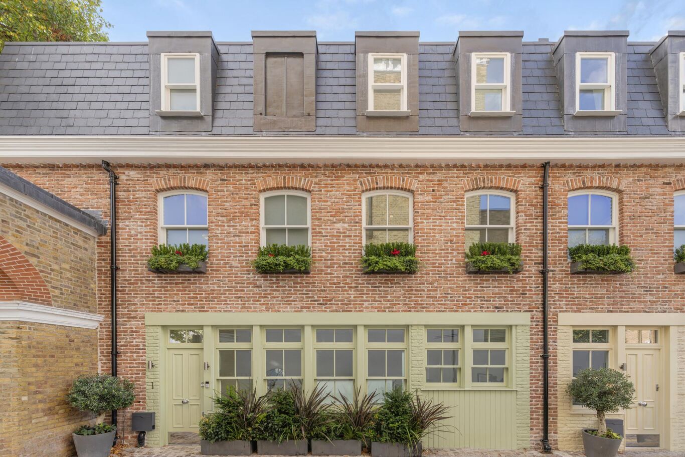 Image of Lexham Mews, London W8