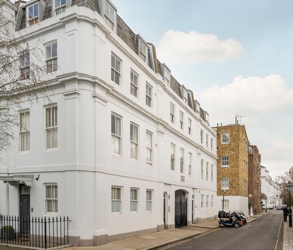 Image of De Vere Mews, London, W8