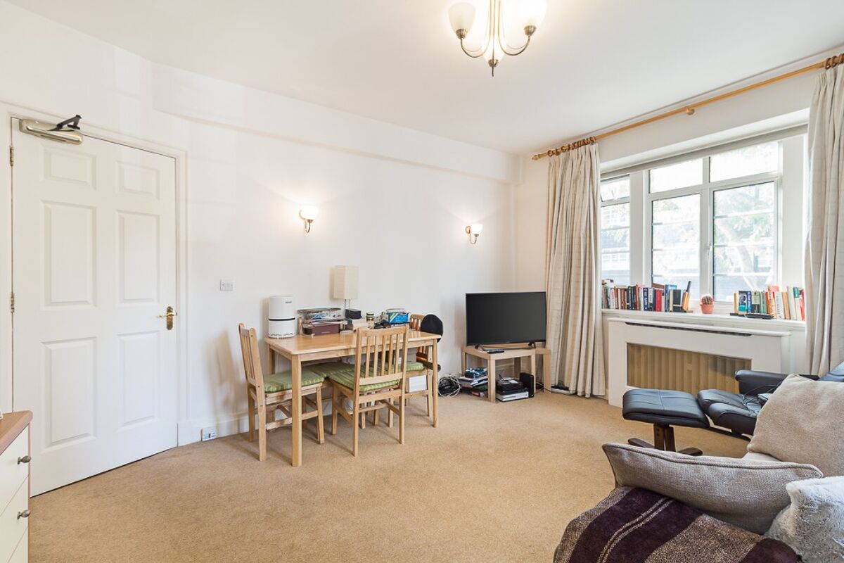 flat to rent in Vicarage Court, Kensington, London, W8 KEQ259510