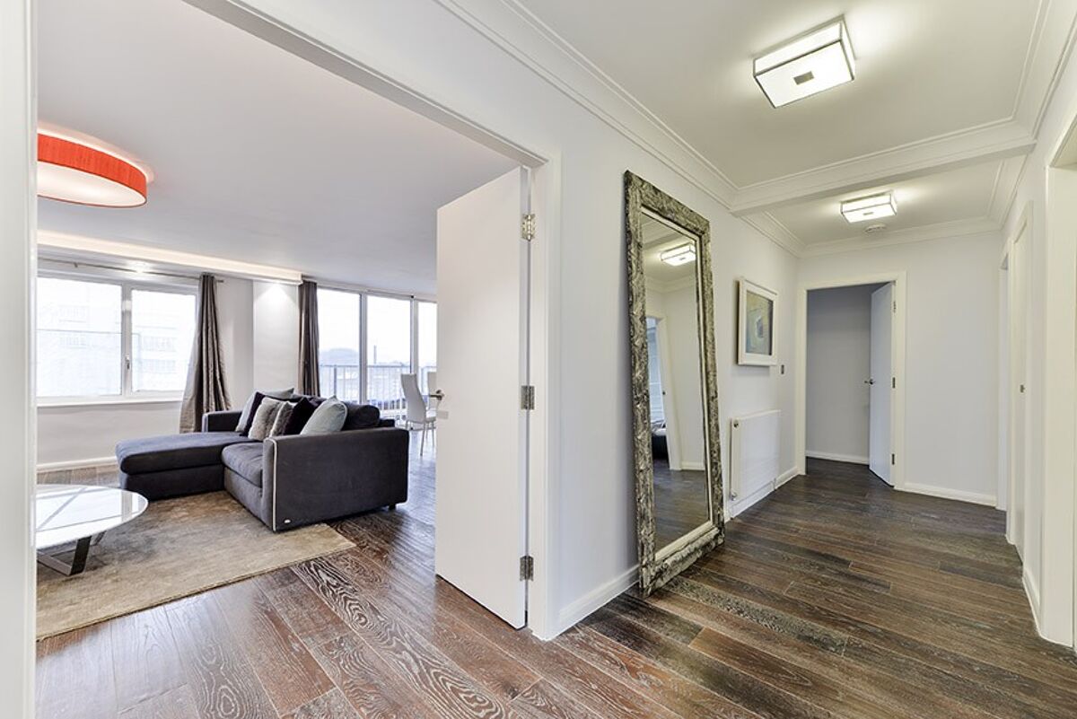 flat to rent in Abbots House, St. Mary Abbots Terrace, Kensington