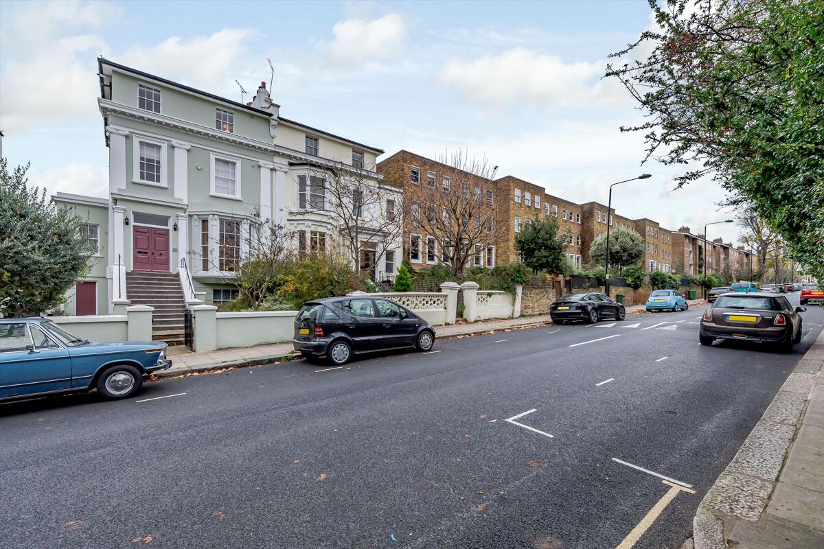 flat to rent in Camden Square, London, NW1 KGQ012001376 Knight Frank