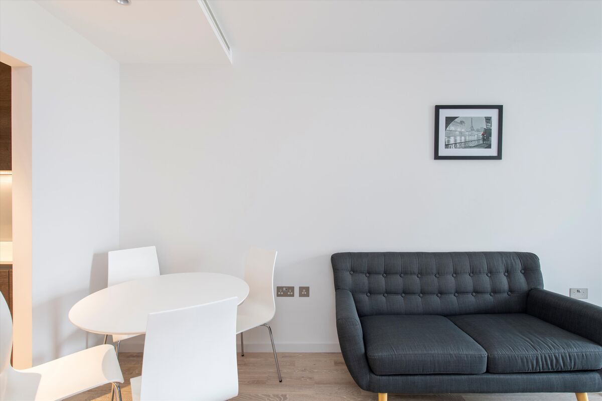 flat to rent in Onyx Apartments, London, N1C KGQ012052939 Knight Frank