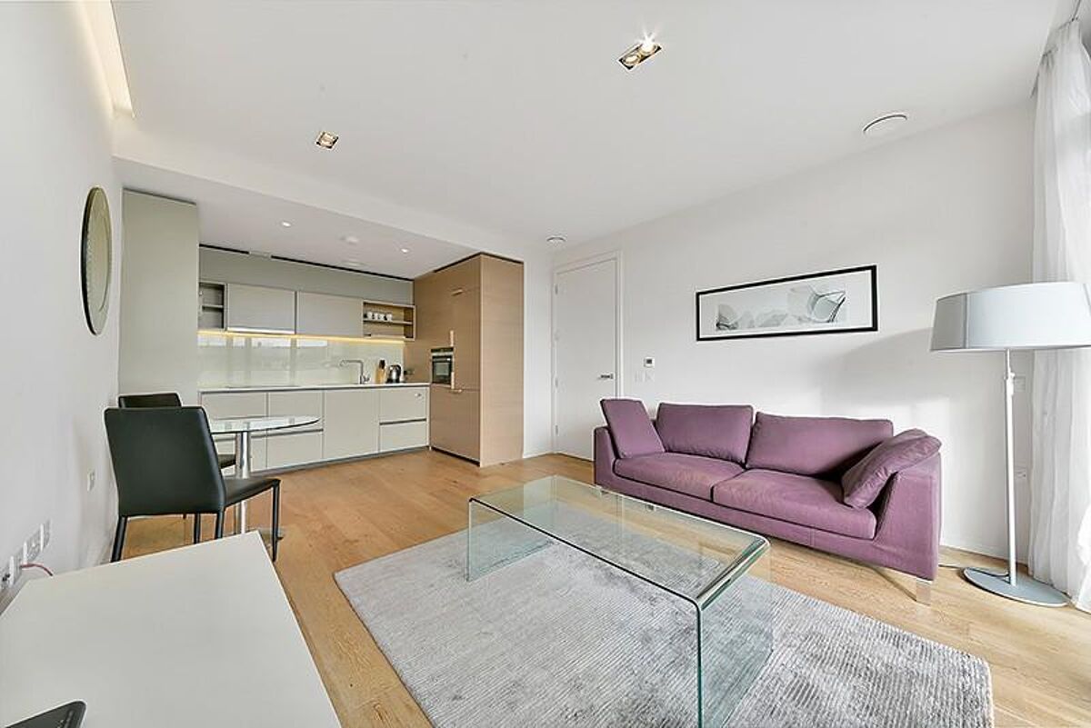 flat to rent in Arthouse, York Way, Kings Cross, London, N1C