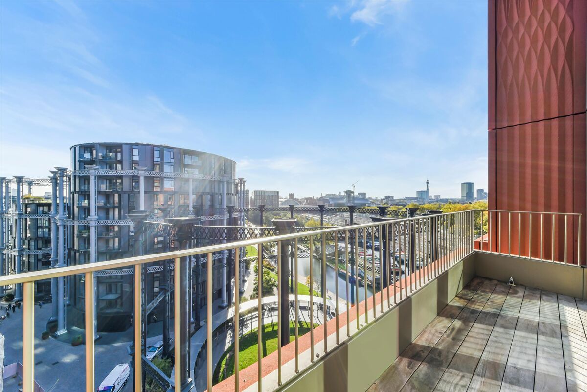 flat to rent in Canal Reach, London, N1C KGQ012206639 Knight Frank
