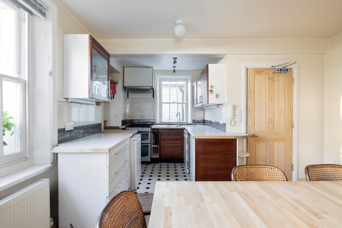 house to rent in St Pauls Crescent, London, NW1 KGQ012253860 Knight