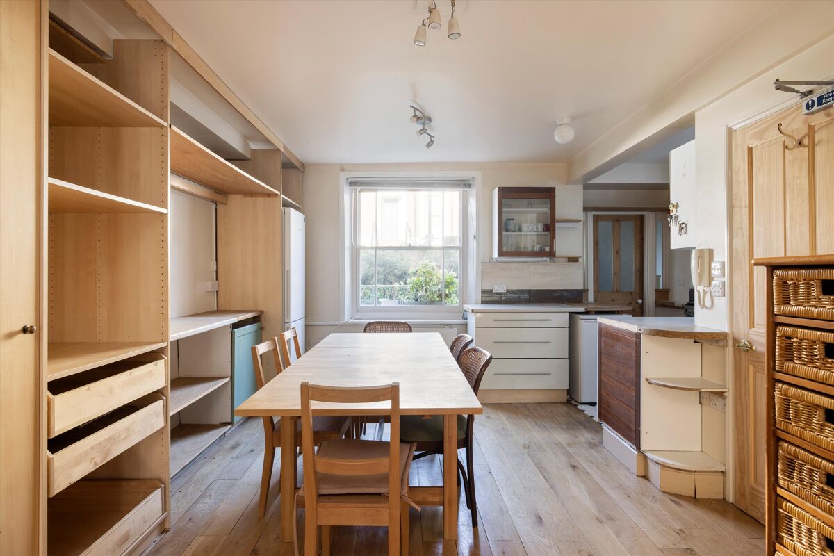 house to rent in St Pauls Crescent, London, NW1 KGQ012253860 Knight