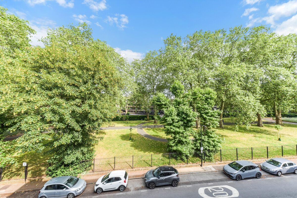 flat to rent in Oakley Square, London, NW1 KGQ012314473 Knight Frank