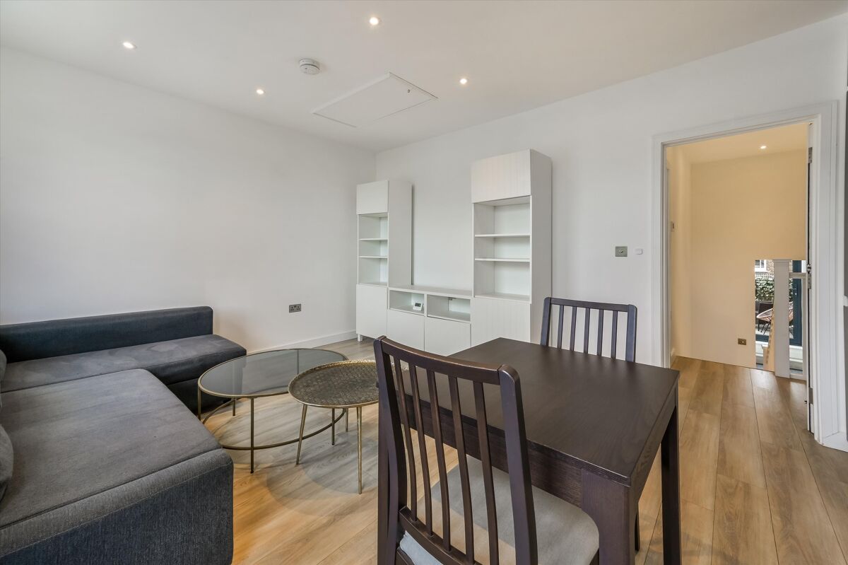flat to rent in York Way, London N7 - kgq012482051 | Knight Frank