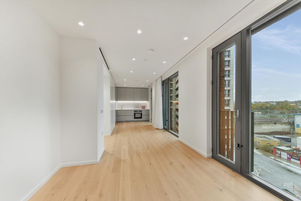 Image of Cadence, Lewis Cubitt Walk, London, N1C