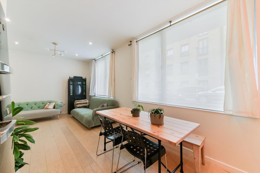 Image of Gifford Street, London, N1