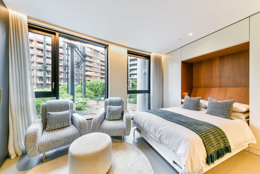 Image of Gasholders Building, Lewis Cubitt Square, London, N1C