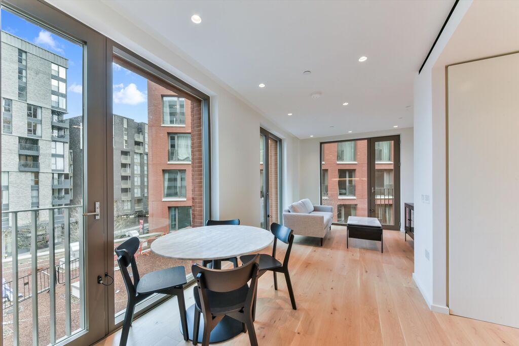 Image of Cadence, Lewis Cubitt Walk, London, N1C