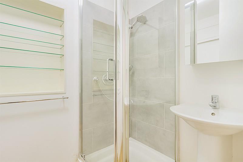 flat to rent in Tamar House, Tavistock Place, Bloomsbury, London, WC1H KGQ320423 Knight Frank