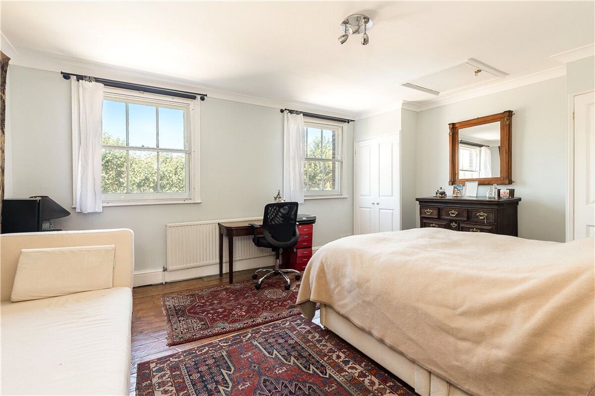 house for sale in Agar Grove, London, NW1 KGX180037 Knight Frank