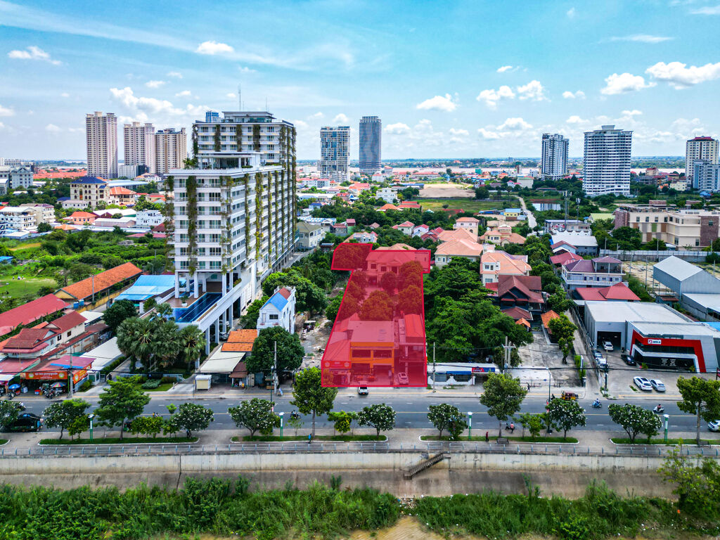 Image of Tonle Sap Street, Chroy Changva District, Phnom Penh, Cambodia,KH24CMA21