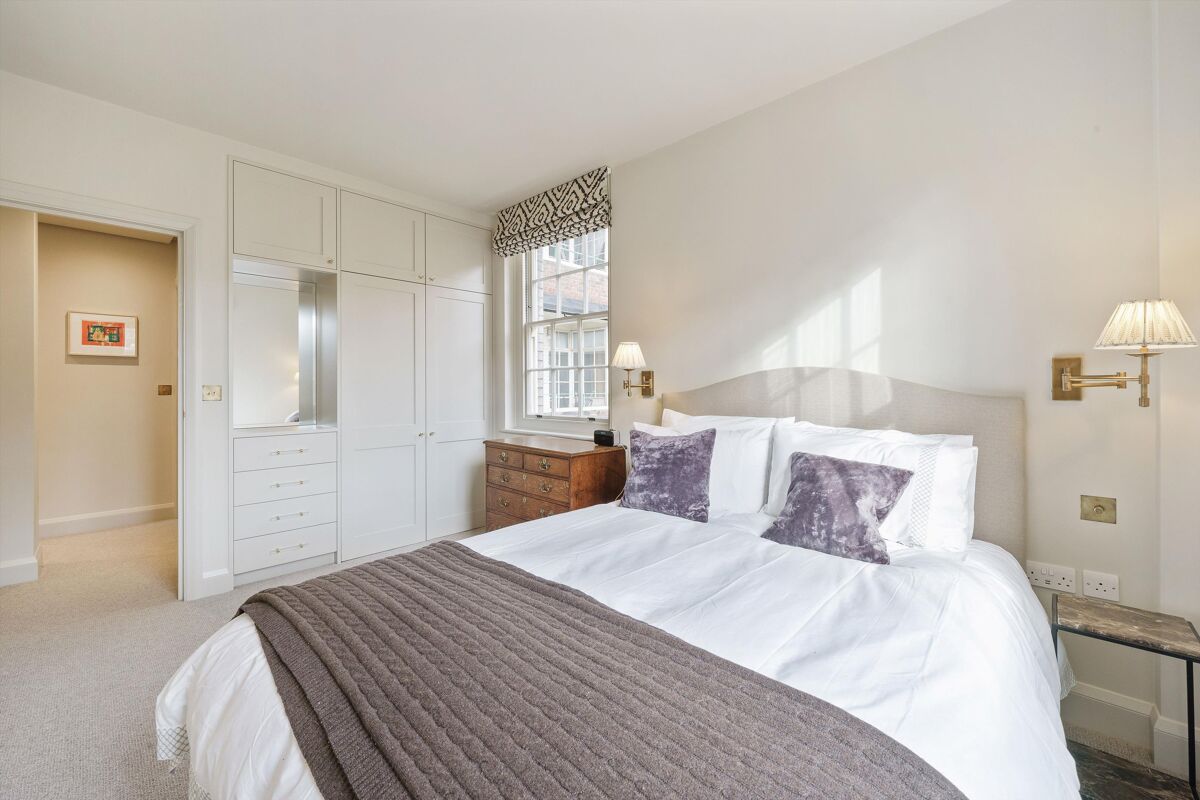 flat to rent in Chelsea Manor Street, London, SW3 KNQ012036616 Knight Frank