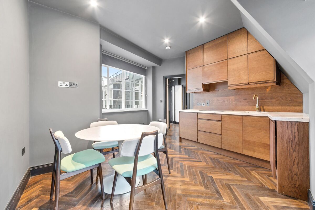 flat to rent in Park Mansions, Knightsbridge, London, SW1X