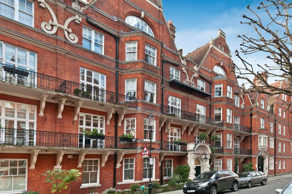 flat to rent in Rossetti Garden Mansions, Flood Street, London, SW3