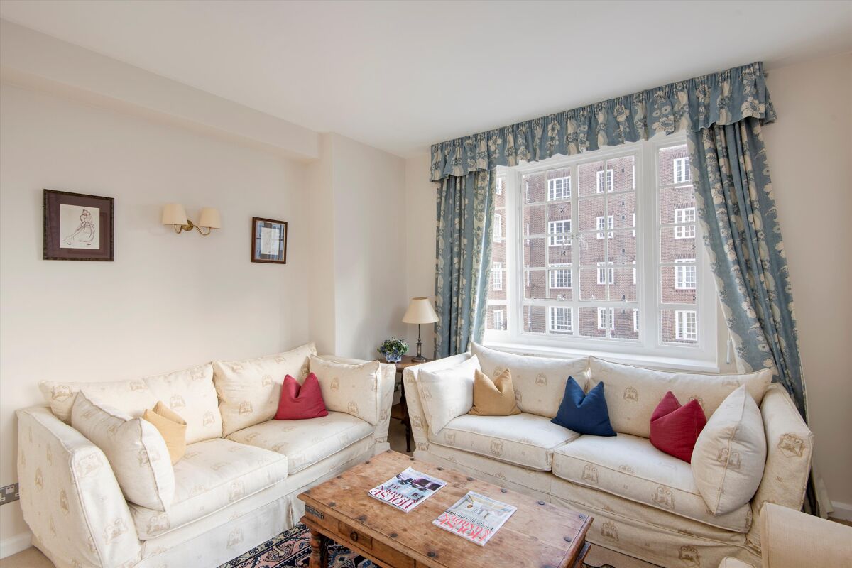 flat to rent in Chelsea Manor Street, London, SW3 KNQ012133373