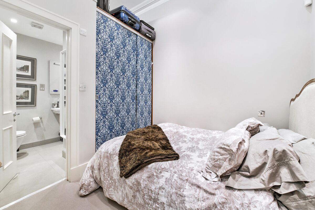 flat to rent in Lennox Gardens, Knightsbridge, London, SW1X KNQ012143357 Knight Frank