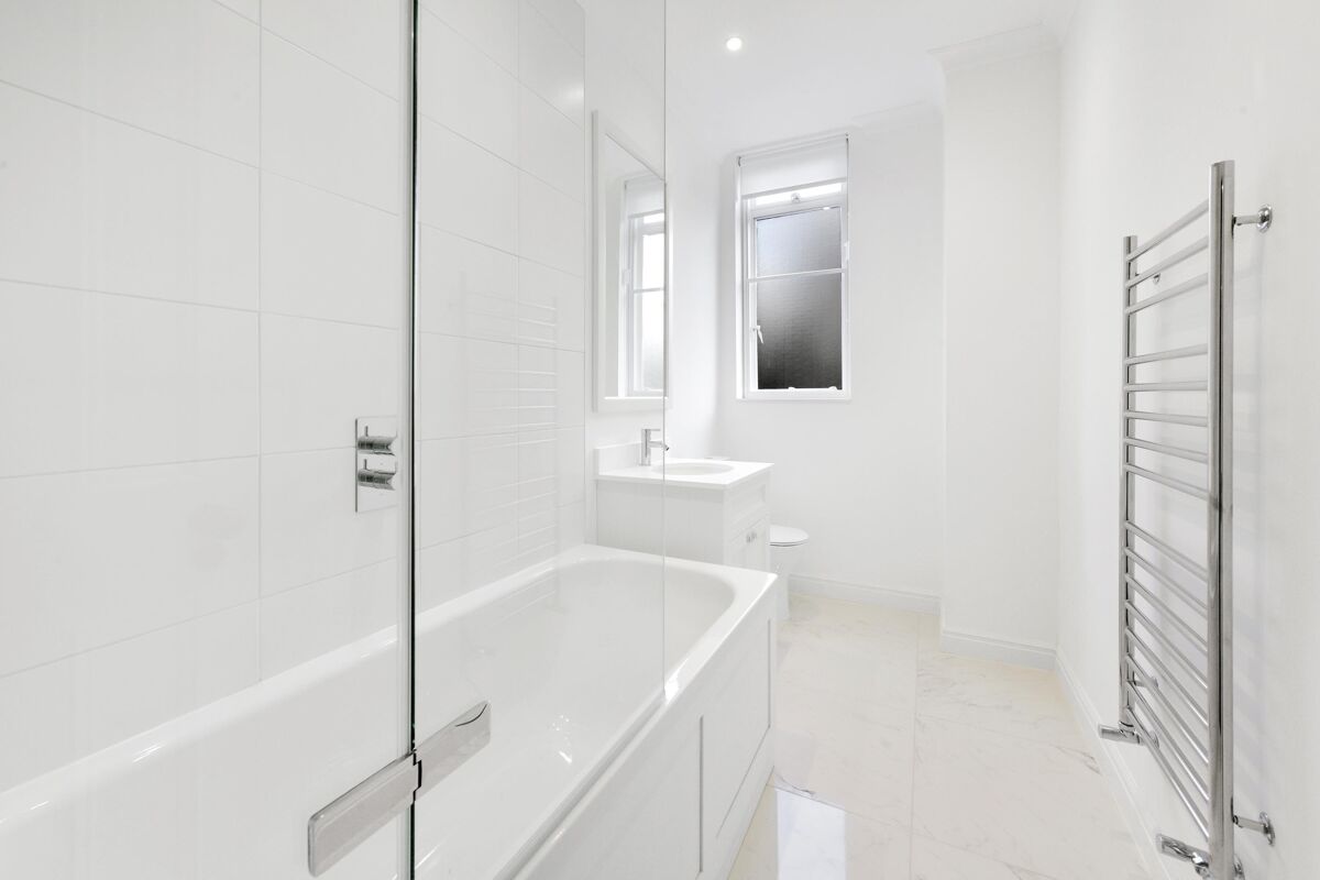 flat to rent in Onslow Square, London, SW7 KNQ012157680 Knight Frank