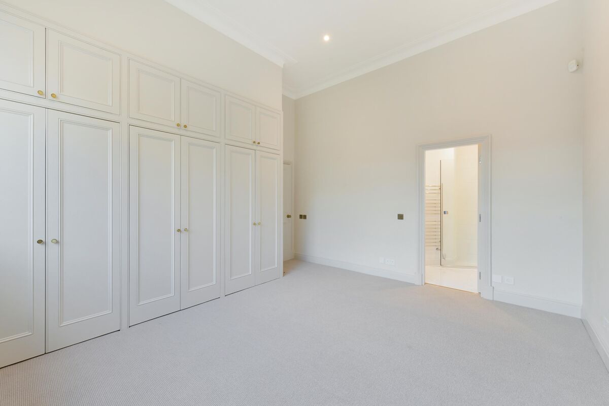 flat to rent in Onslow Square, London, SW7 KNQ012157680 Knight Frank