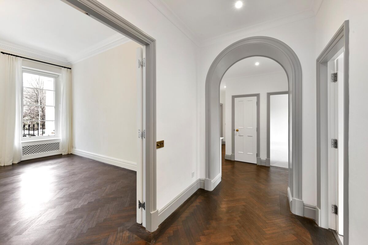 flat to rent in Onslow Square, London, SW7 KNQ012157680 Knight Frank