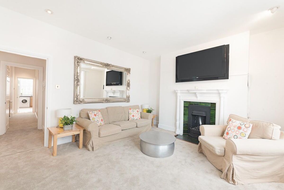flat to rent in Kings Road, Chelsea, London, SW3 KNQ012188032