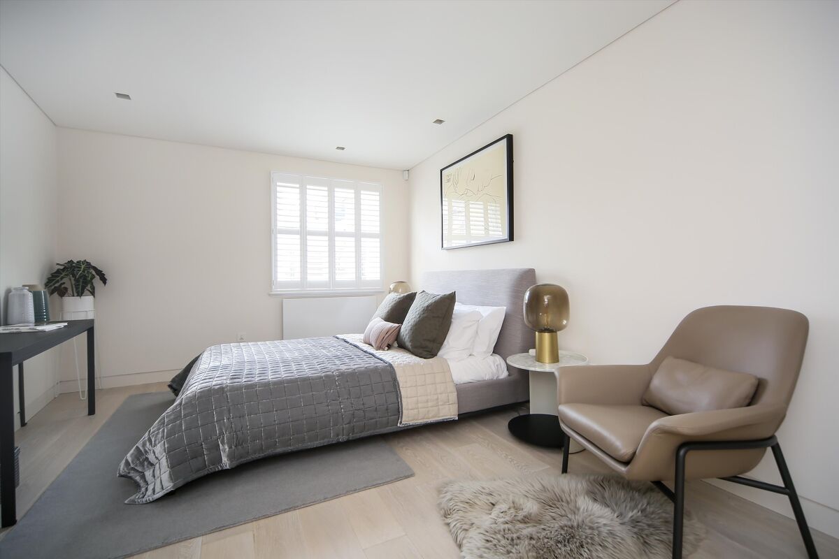 flat to rent in Rutland Gate, Knightsbridge, London, SW7 KNQ012198977