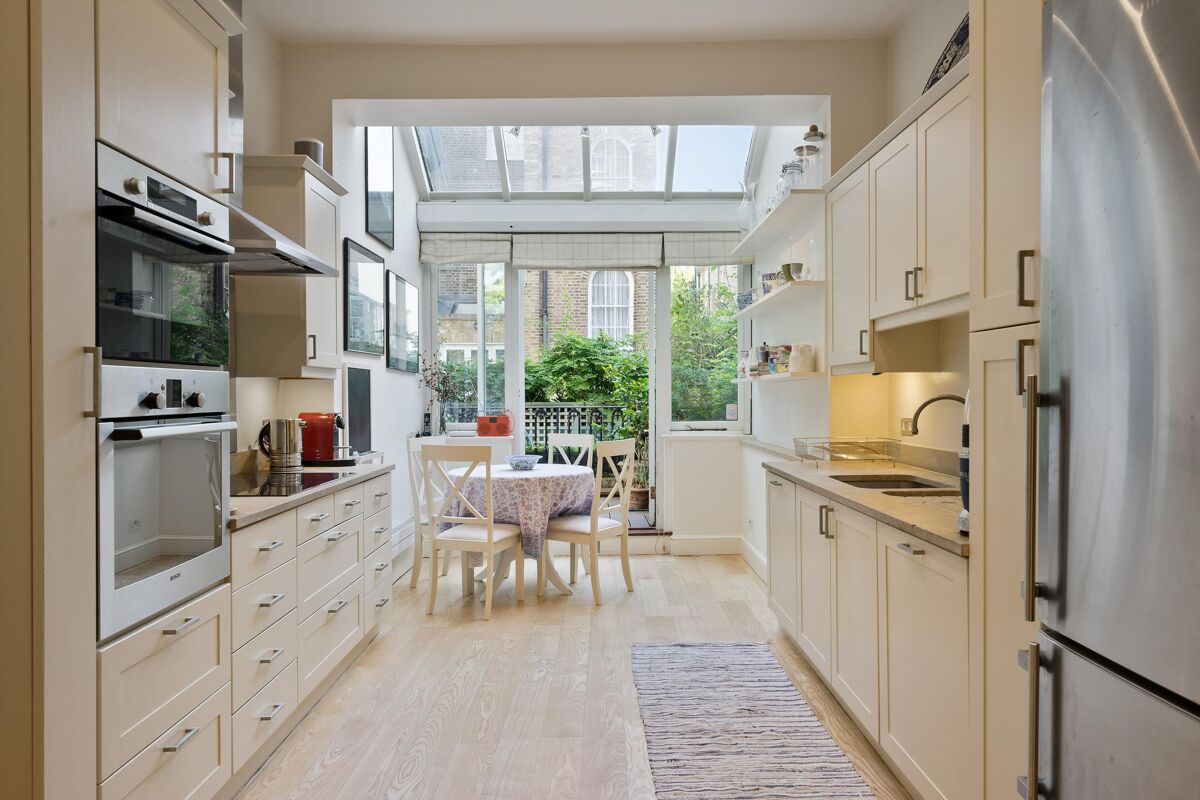 house to rent in Royal Avenue, Chelsea, London, SW3. KNQ012204965