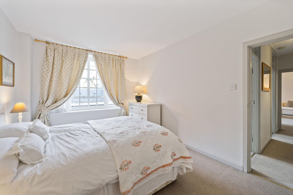 flat to rent in Chelsea Manor Street, London, SW3 KNQ012230739 Knight Frank