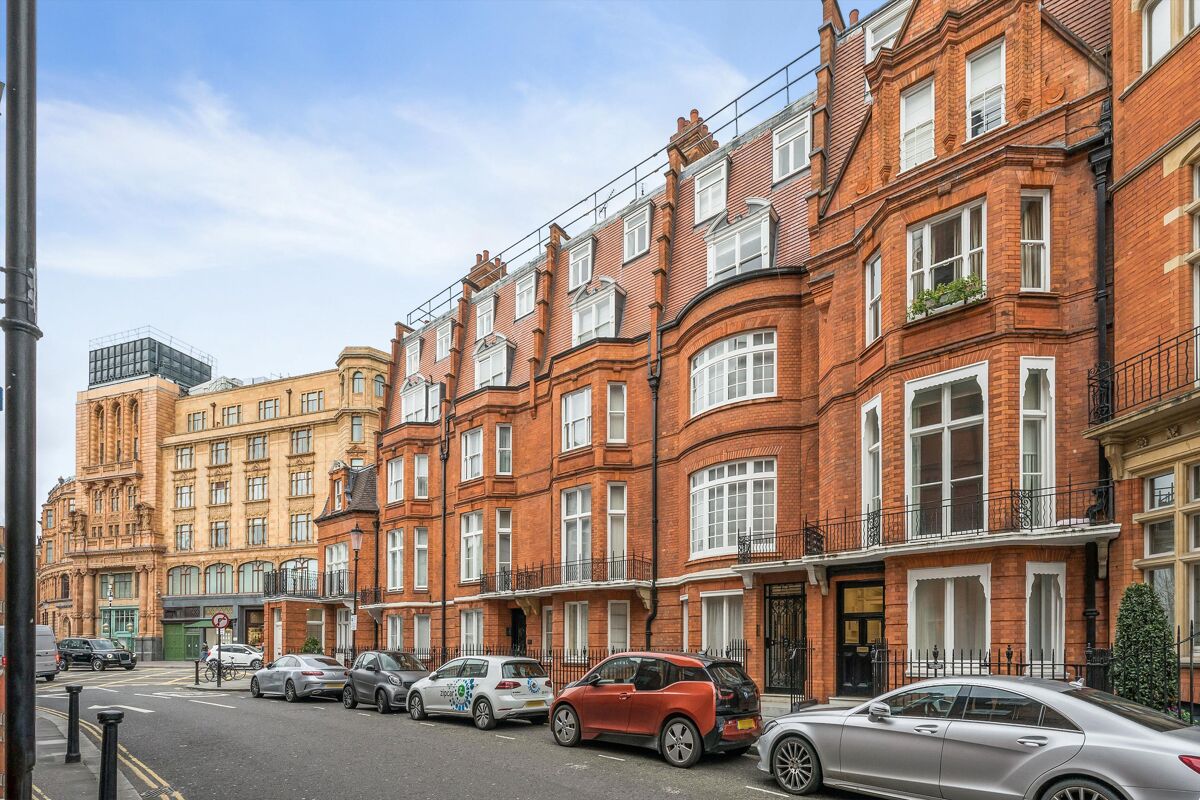 Flat to rent in Hans Road, London, SW3 KNQ012237709 Knight Frank