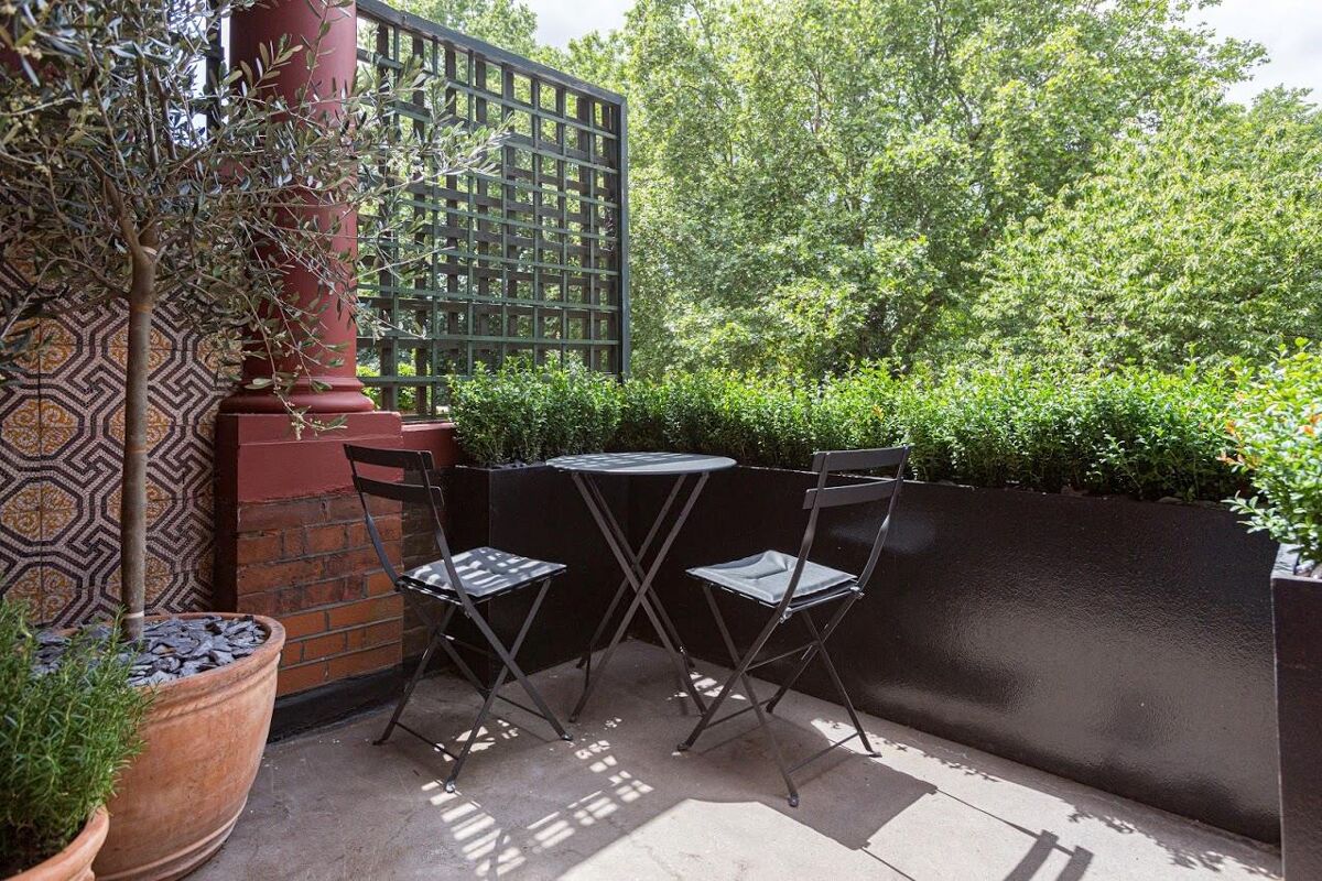 flat to rent in Cadogan Square, Knightsbridge, London, SW1X KNQ012244251 Knight Frank