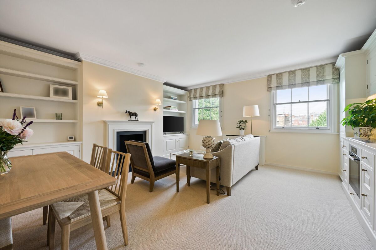 flat to rent in Brompton Square, London, SW3 KNQ012249793 Knight Frank